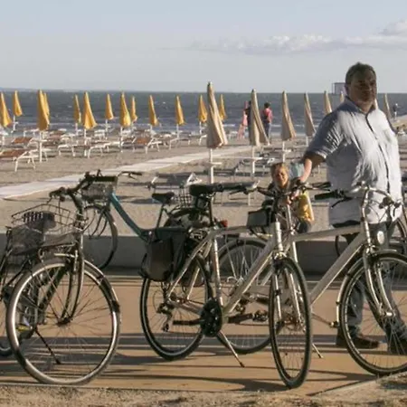 Breathtaking Seaview In Grado-beahost * 格拉多