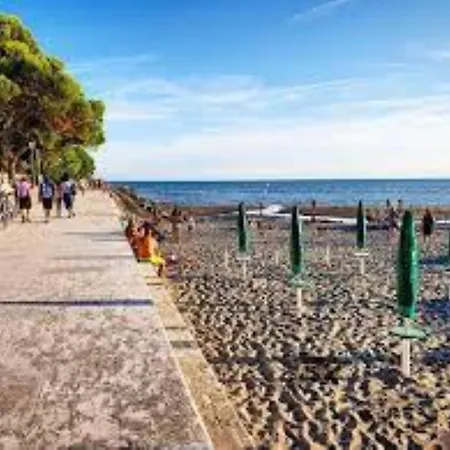 Breathtaking Seaview In Grado-beahost 公寓